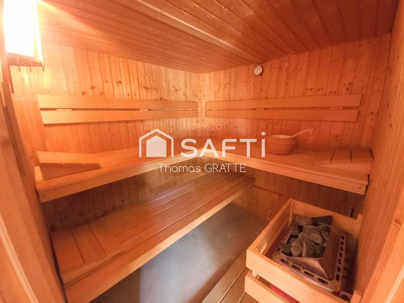 Maison - 160 m² - 7 pièces