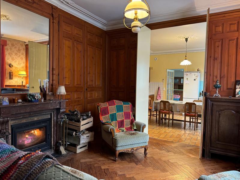 Maison ancienne - 194 m² - 8 pièces