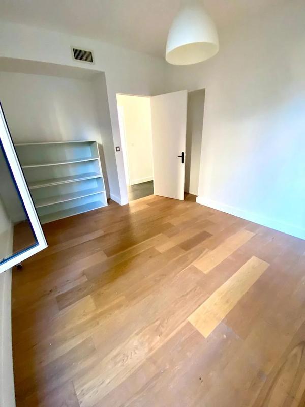 Appartement - 87 m² - 3 pièces