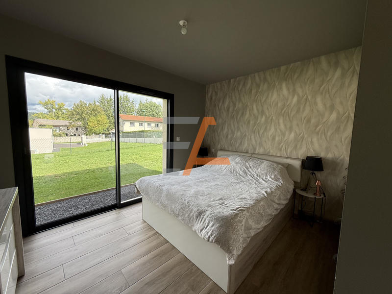 Villa - 115 m² - 4 pièces