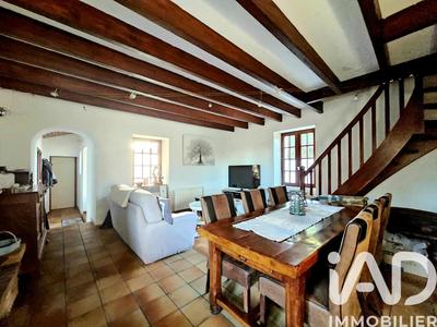 Maison - 94 m² - 5 pièces