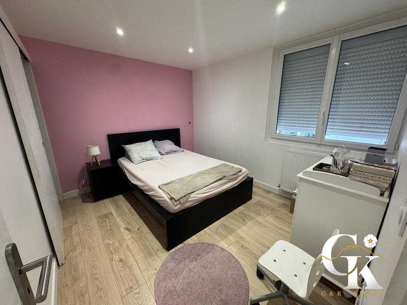 Maison - 137 m² - 7 pièces