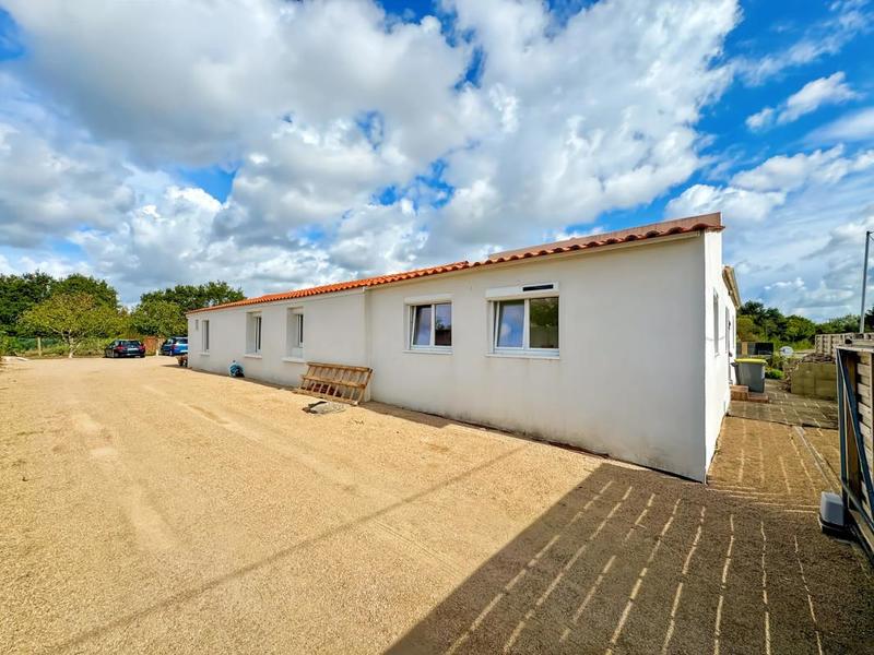 Longère - 140 m² - 5 pièces