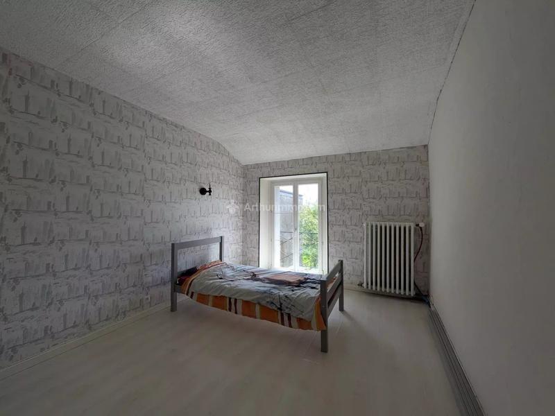 Appartement - 210 m² - 6 pièces