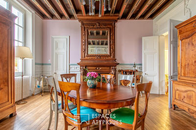 Maison - 273 m² - 8 pièces