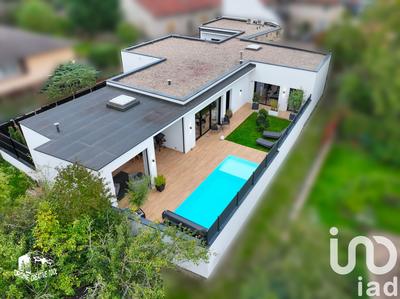 Maison de maîtres - 150 m² - 6 pièces