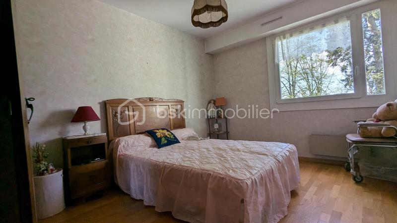 Appartement - 102 m² - 4 pièces