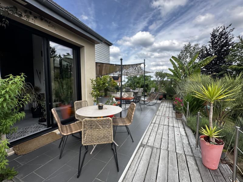 Maison - 200 m² - 7 pièces