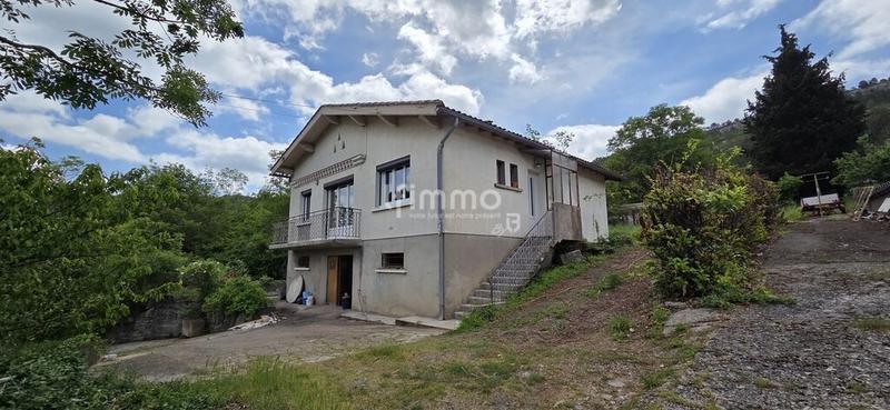 Maison - 92 m² - 4 pièces