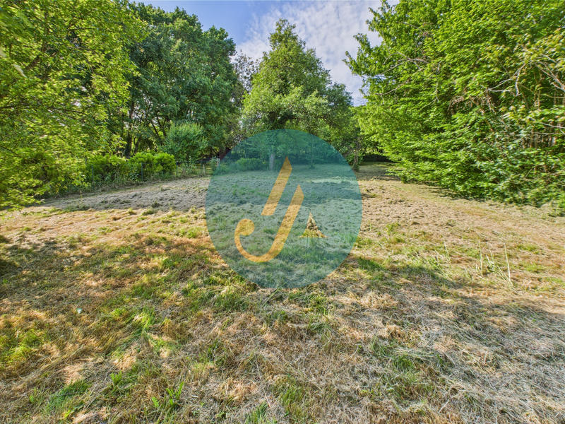 Maison - 201 m² - 7 pièces