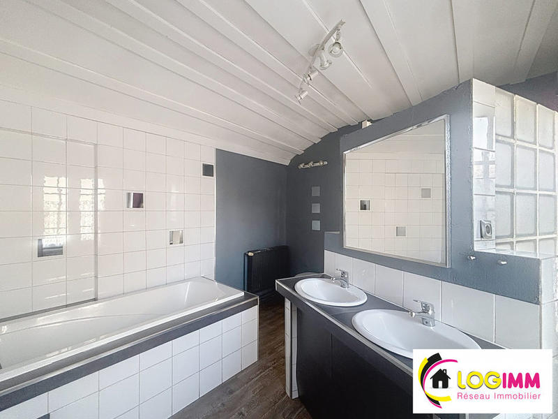 Maison - 114 m² - 5 pièces