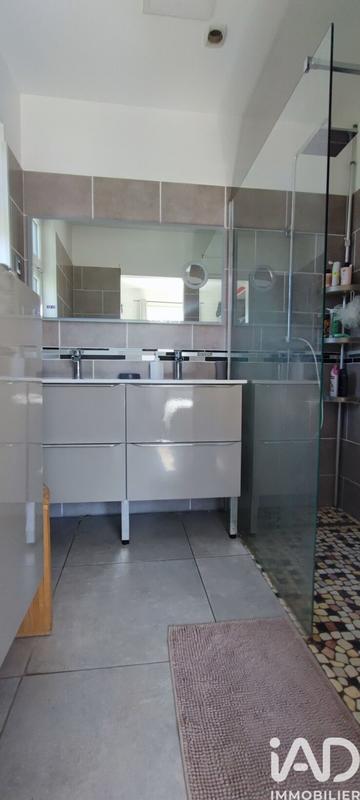 Maison - 101 m² - 5 pièces