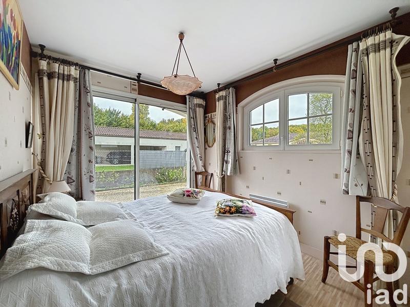 Maison - 180 m² - 7 pièces