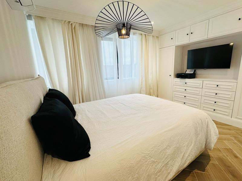 Appartement - 153 m² - 5 pièces