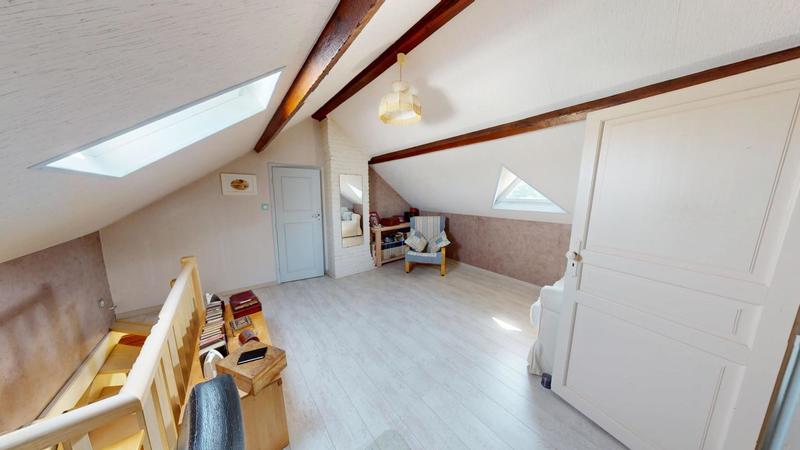 Maison - 182 m² - 5 pièces