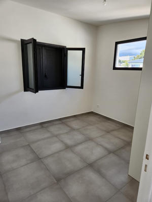 Maison - 112 m² - 4 pièces