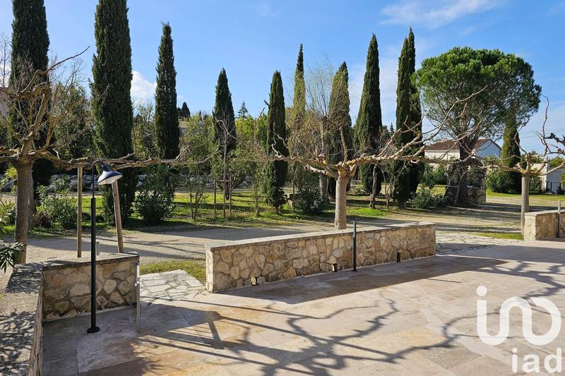 Maison - 365 m² - 16 pièces