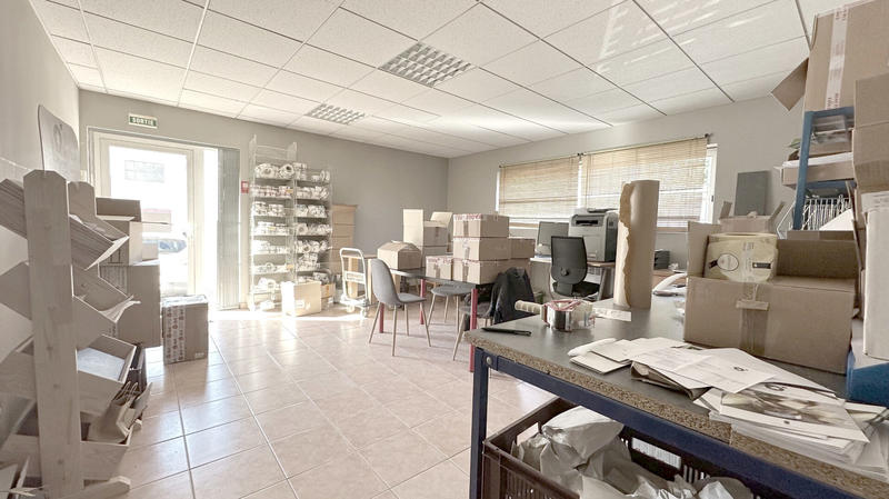 Local d'activité / Entrepôt - 400 m²