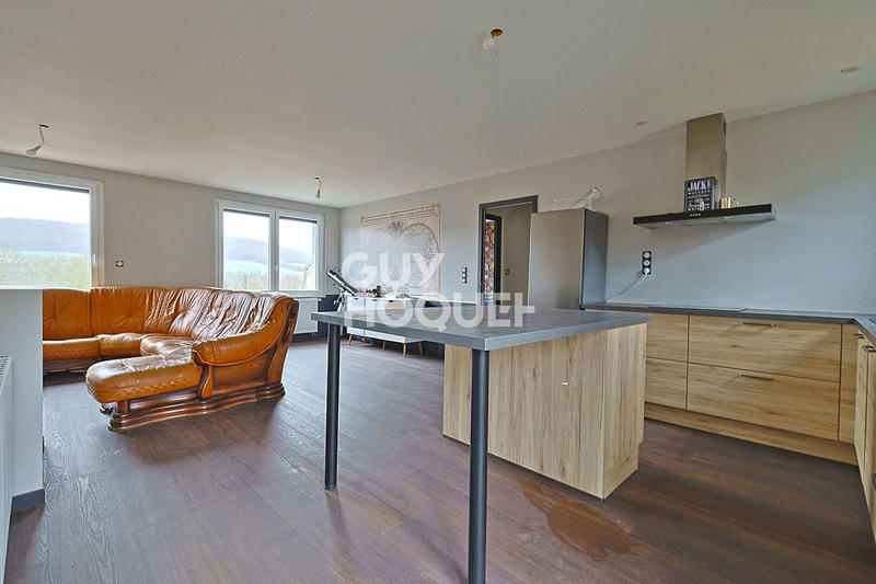 Maison - 110 m² - 4 pièces