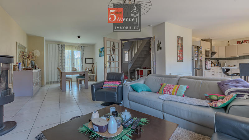 Maison - 160 m² - 7 pièces