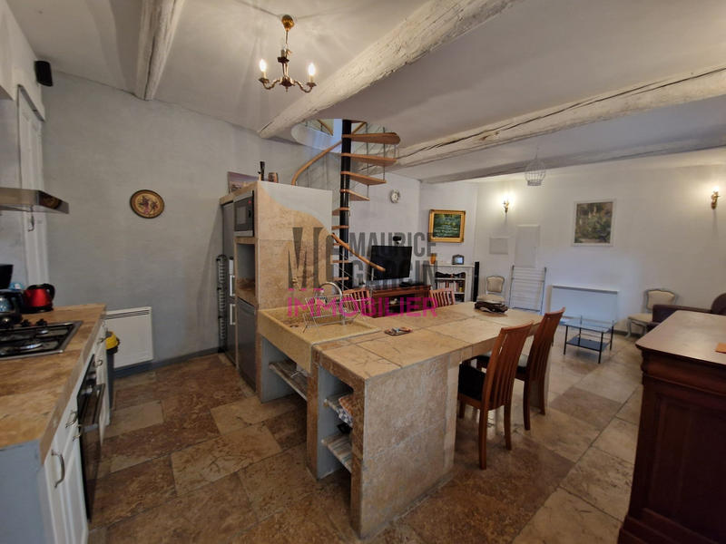 Maison - 149 m² - 7 pièces