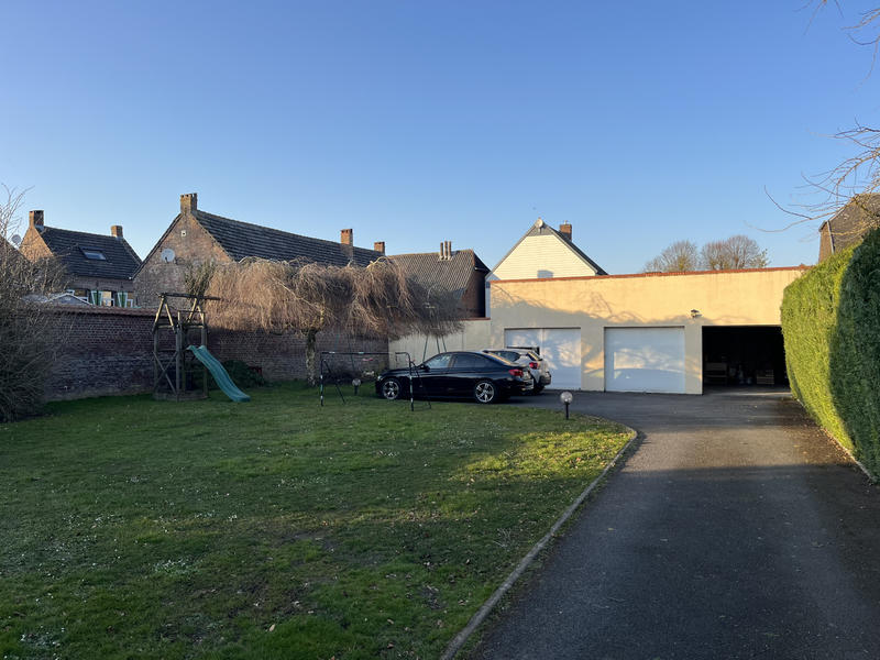 Maison - 140 m² - 8 pièces