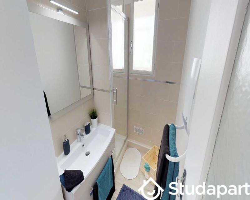 Chambre - 30 m² - 1 pièce