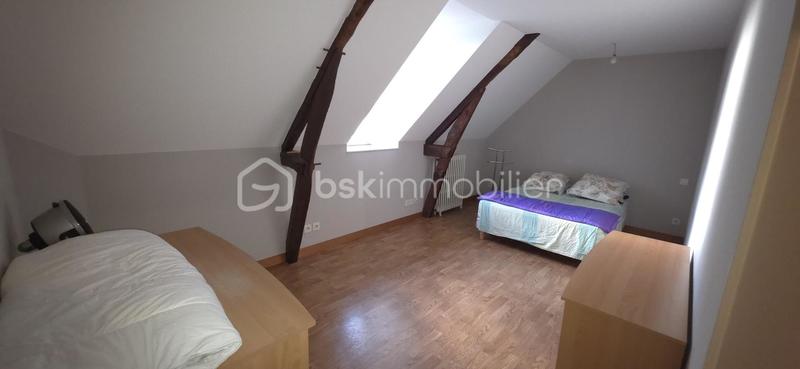 Corps de ferme - 201 m² - 8 pièces