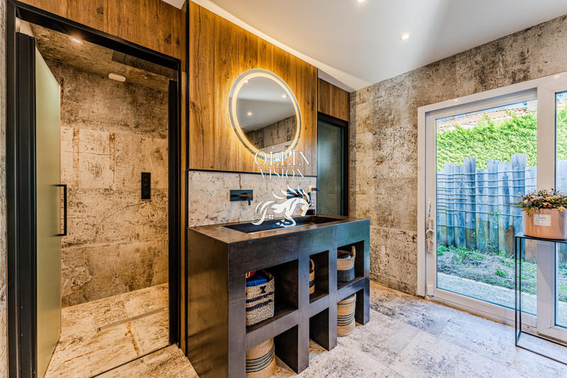 Villa - 150 m² - 6 pièces