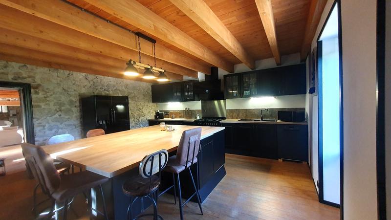 Maison - 192 m² - 6 pièces