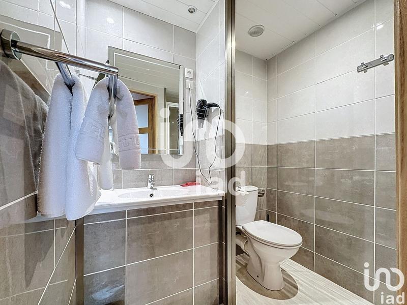 Local commercial - 1 750 m²