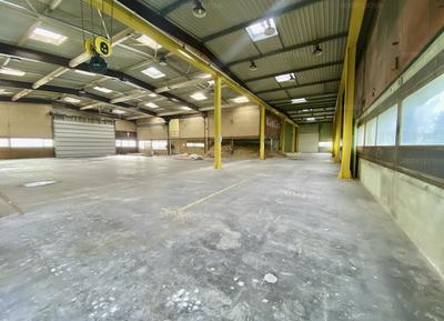 Local d'activité / Entrepôt - 1 535 m²