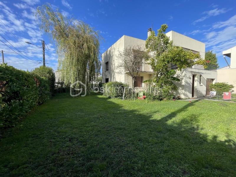 Maison de ville - 150 m² - 7 pièces