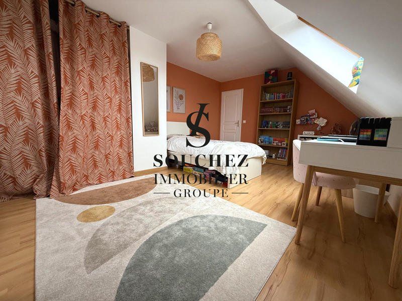 Maison - 185 m² - 7 pièces