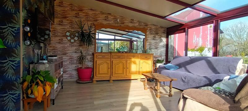 Maison - 300 m² - 8 pièces