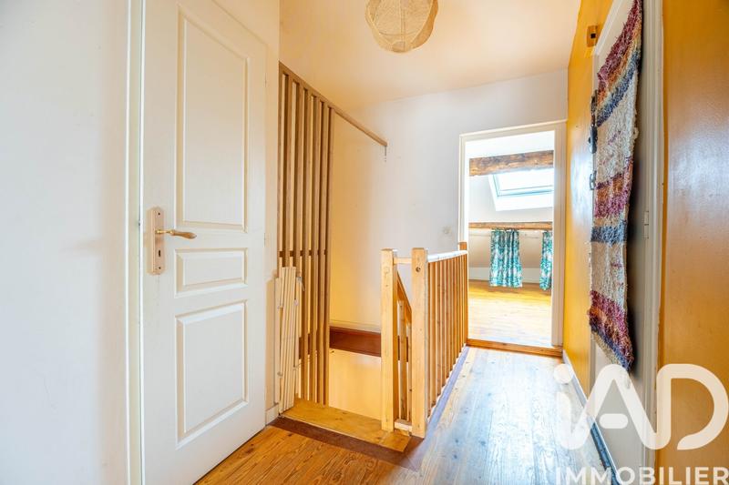 Appartement - 90 m² - 3 pièces