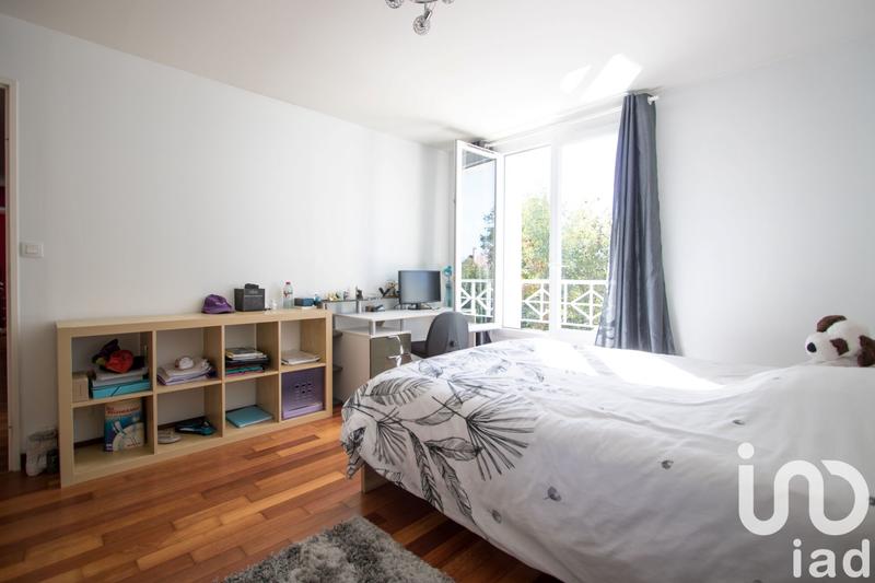 Maison - 210 m² - 8 pièces