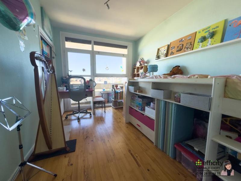 Appartement - 83 m² - 4 pièces