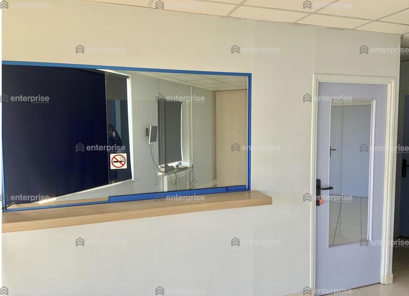 Local d'activité / Entrepôt - 1 600 m²