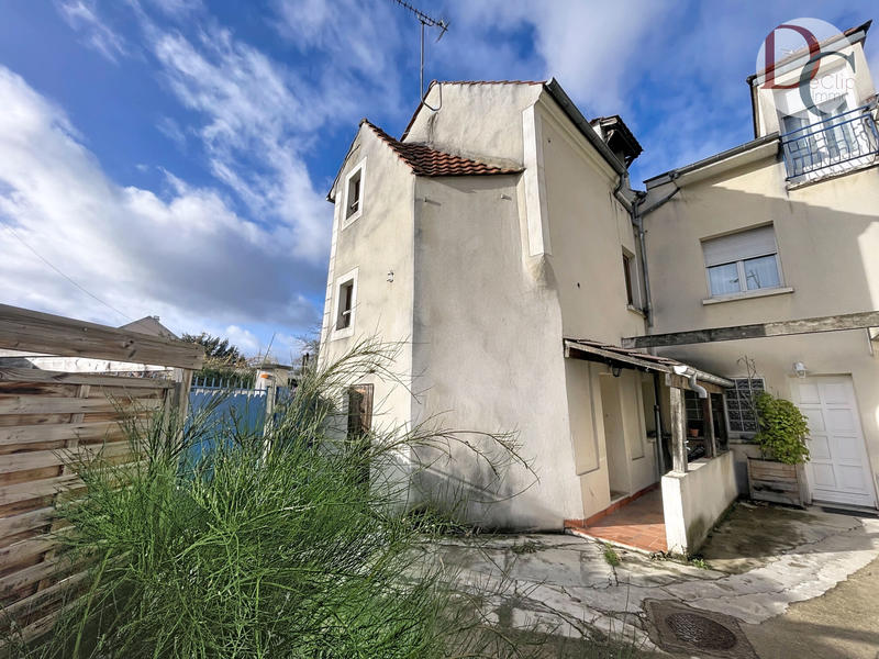 Maison - 90 m² - 5 pièces