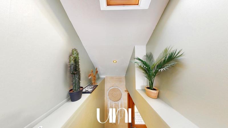 Maison - 137 m² - 6 pièces