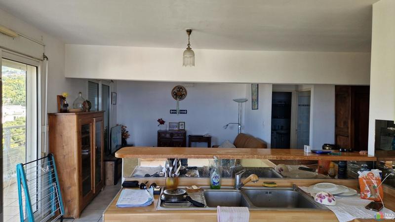 Appartement - 76 m² - 3 pièces