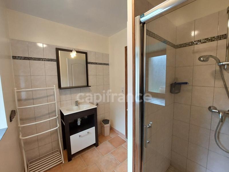 Maison - 230 m² - 10 pièces