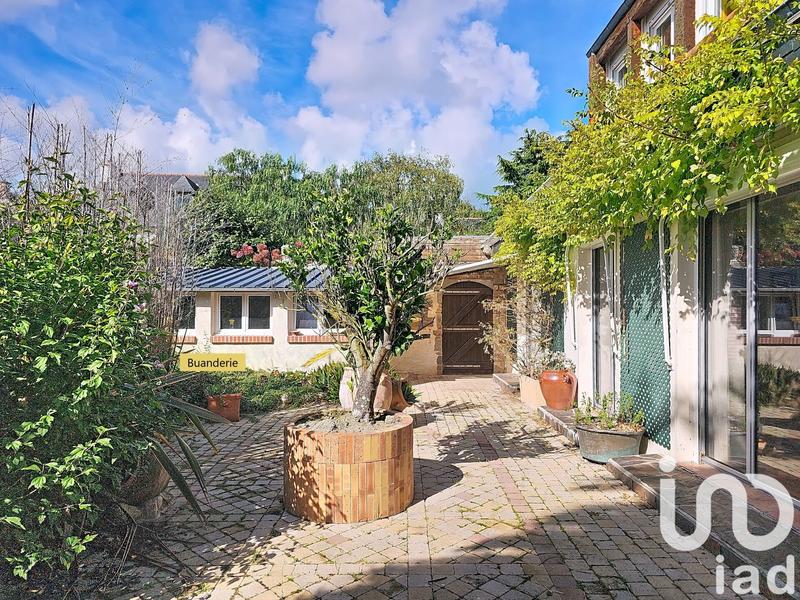 Maison - 161 m² - 6 pièces