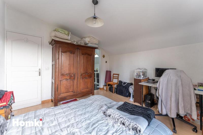 Maison - 171 m² - 8 pièces