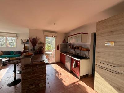 Maison - 106 m² - 7 pièces