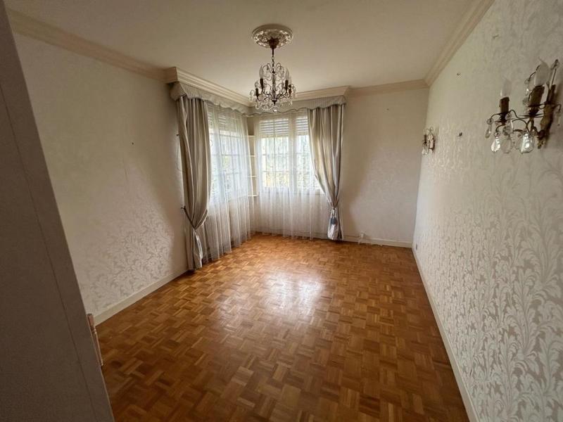 Maison - 138 m² - 6 pièces