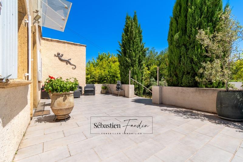 Maison - 162 m² - 5 pièces