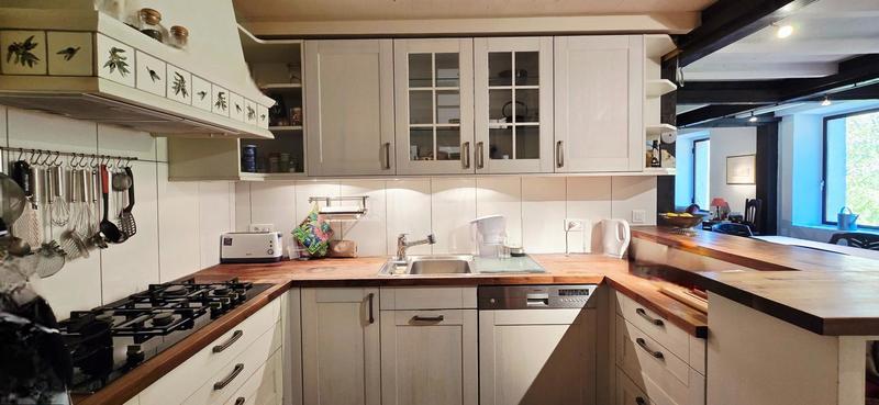 Maison - 237 m² - 6 pièces