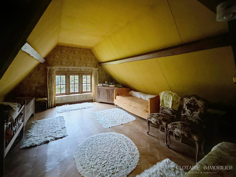 Maison ancienne - 279 m² - 13 pièces